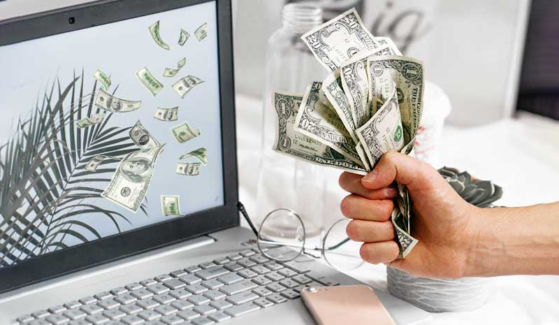 پولسازترین روش‌های کسب درآمد دلاری از اینترنت چیست؟